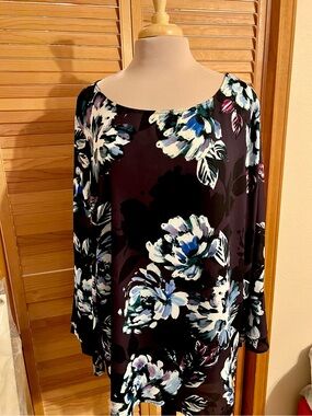 Chaus Floral Top